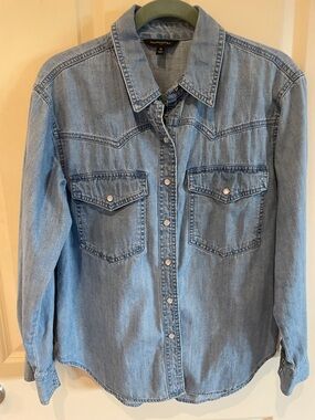 Banana Republic Light Blue Denim Western Shirt